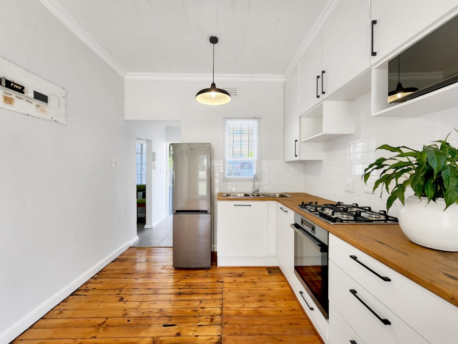2 Bedroom Property for Sale in Zonnebloem Western Cape